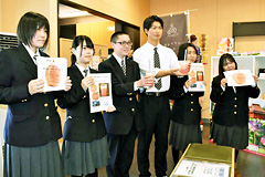 ���k����