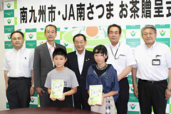 掮