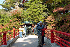 ������݂��R