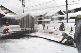 �����z�[�X